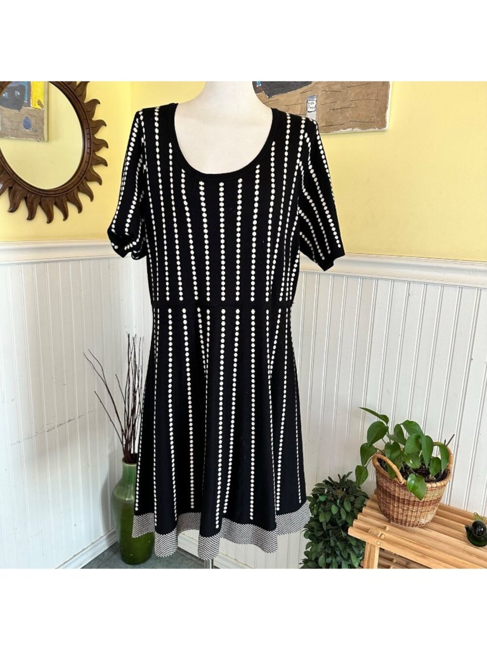 Black & White Polka Dot Knit Dress With Short Sleeves & Scoop Neckline